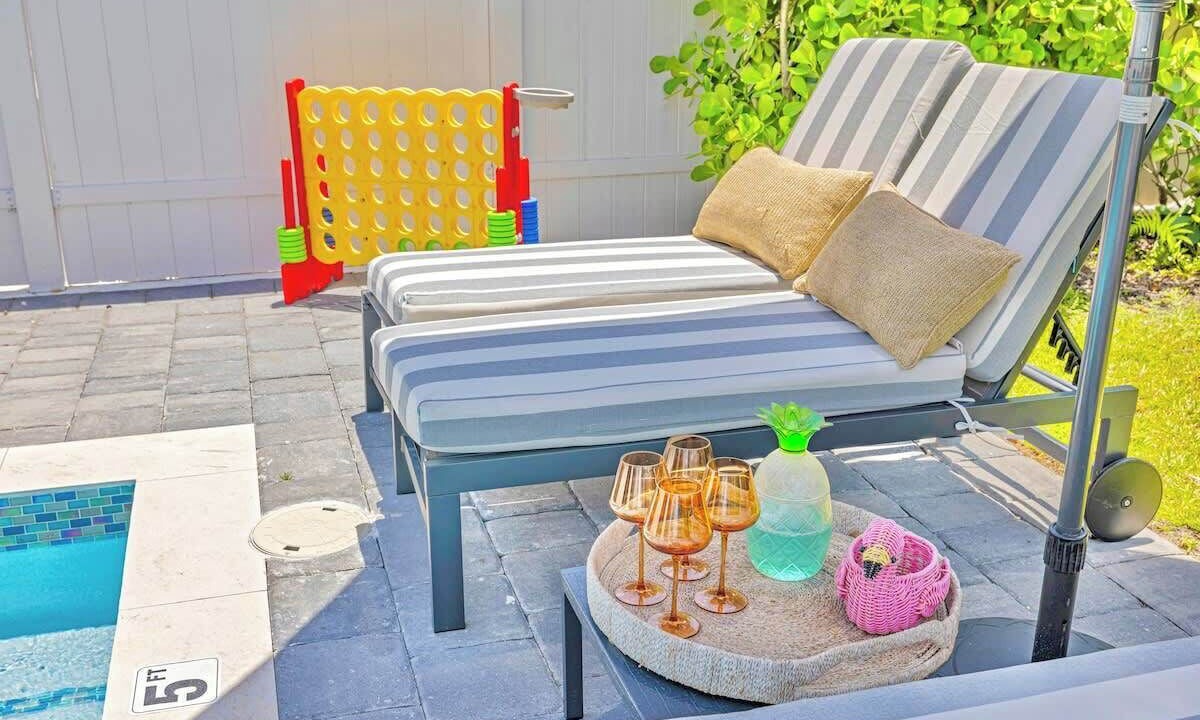 Photo of Patio Balcony in South Middle River