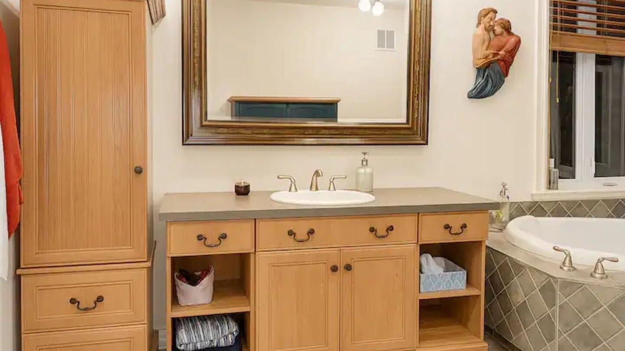 Photo of Bathroom in Boucherville