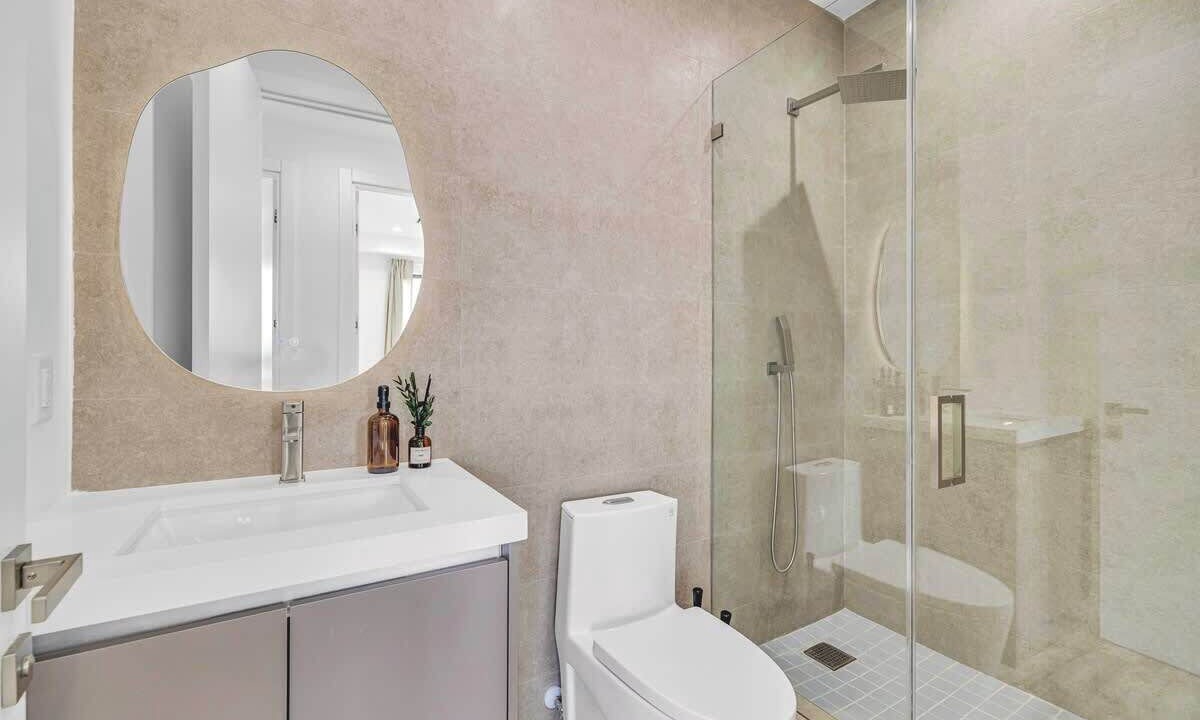 Photo of Bathroom in Lake Ridge