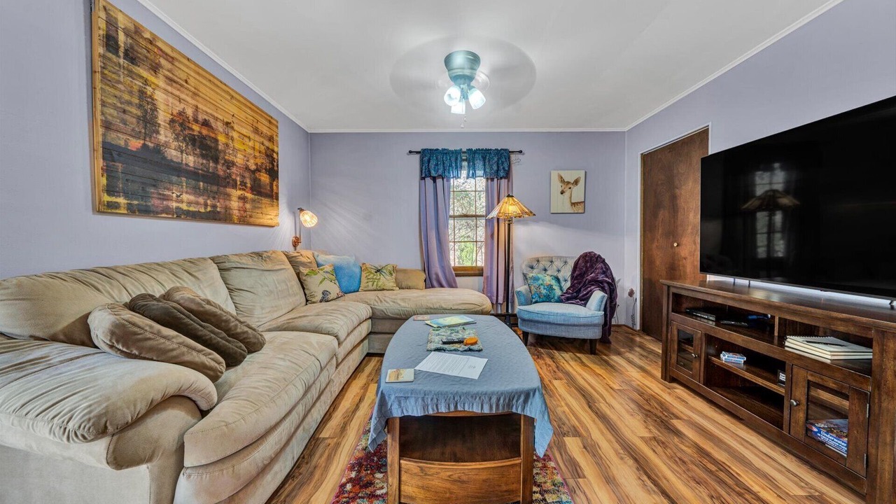 Photo of Livingroom in North Shore