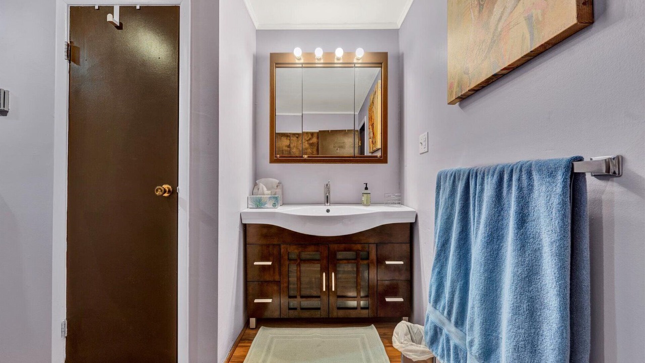 Photo of Bathroom in North Shore