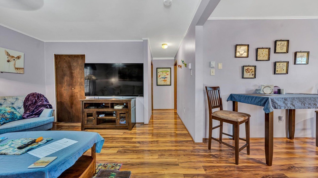 Photo of Livingroom in North Shore