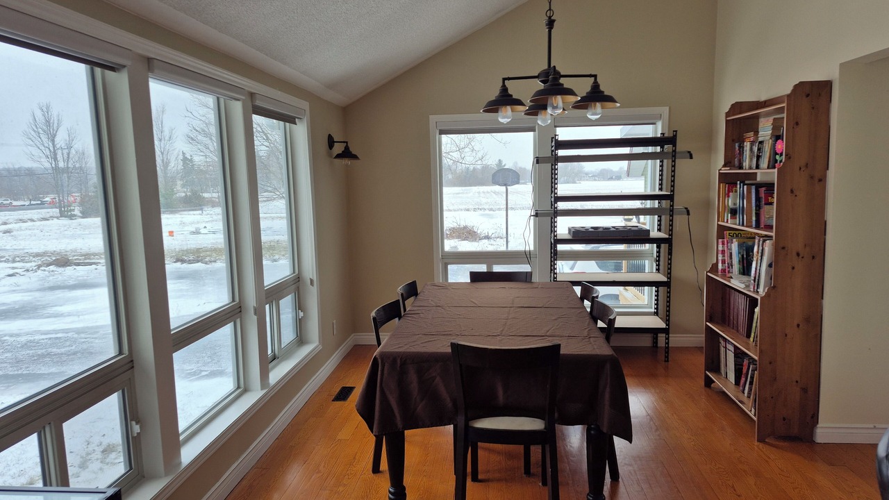 Photo of Livingroom in Frontenac