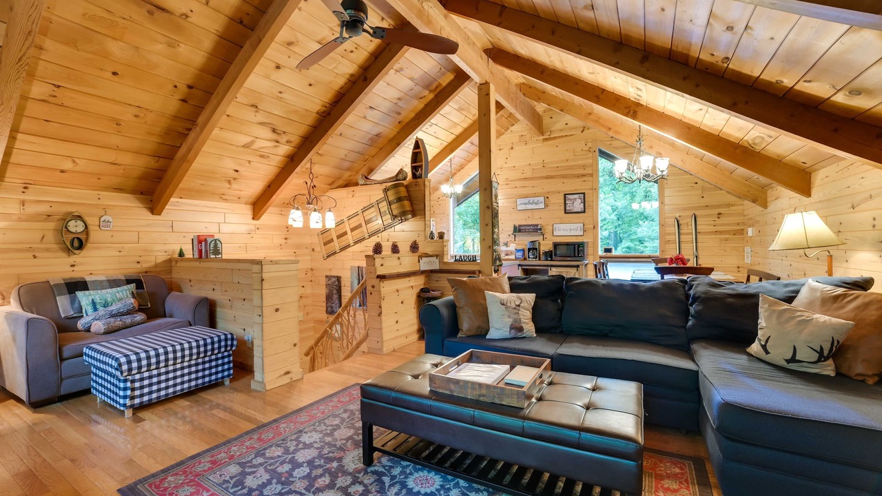 Photo of Livingroom in Elmira