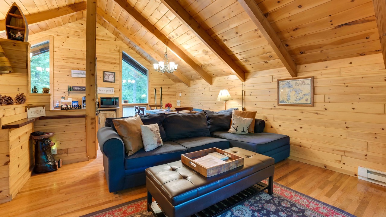 Photo of Livingroom in Elmira
