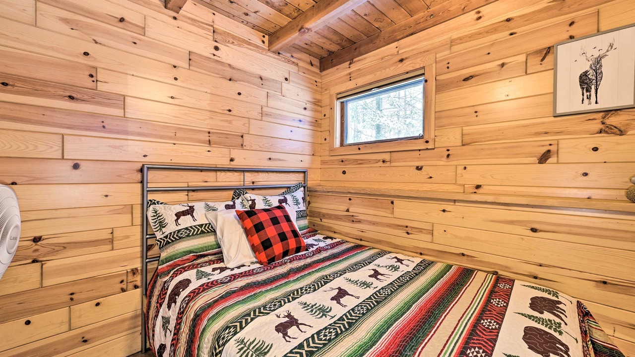 Photo of Bedroom in Elmira