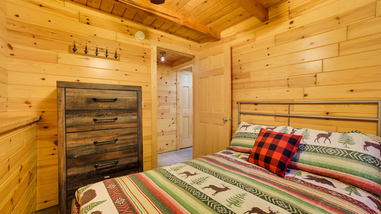 Photo of Bedroom in Elmira