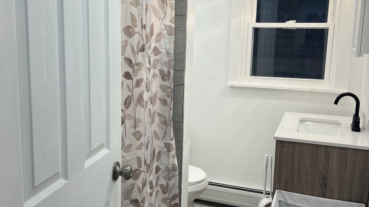 Photo of Bathroom in Rahway