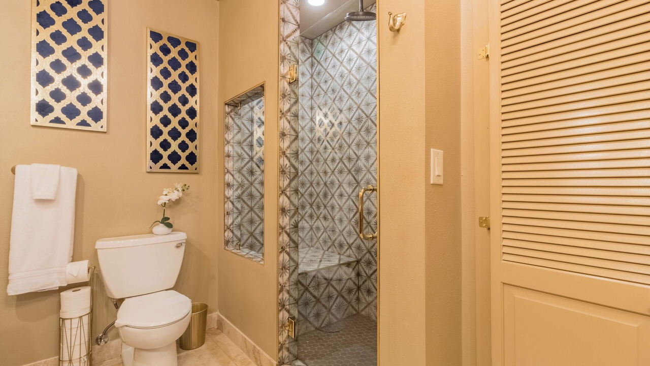 Photo of Bathroom in Comfort
