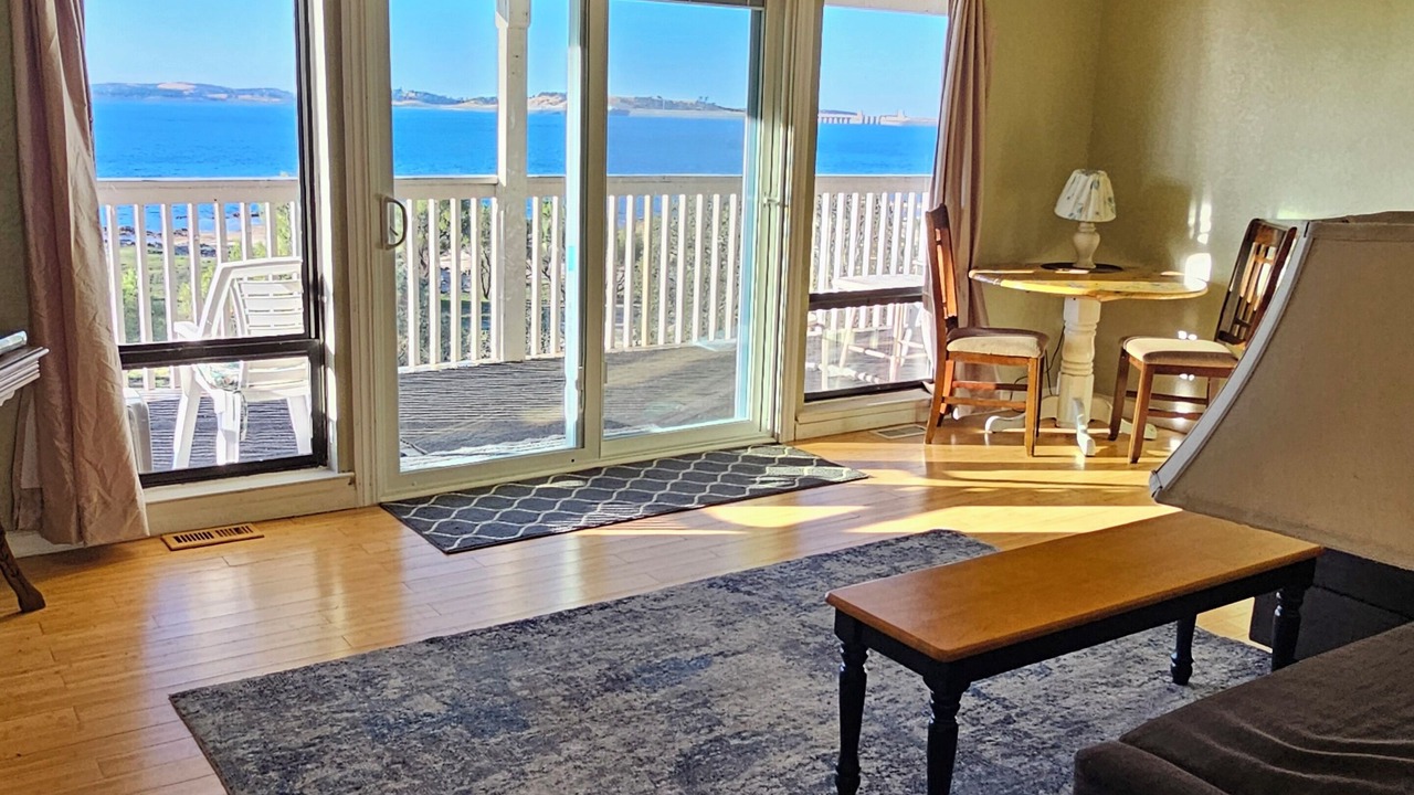 Photo of Livingroom in Granite Bay