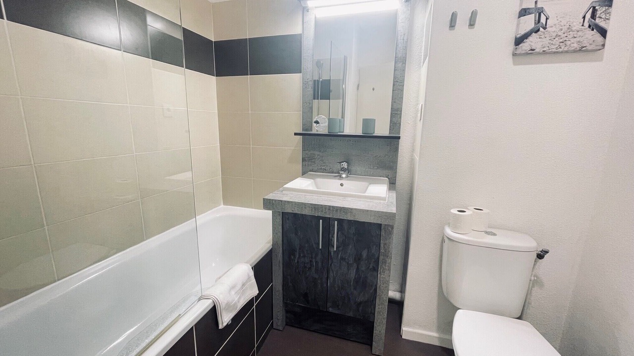 Photo of Bathroom in Juncasse - Argoulets