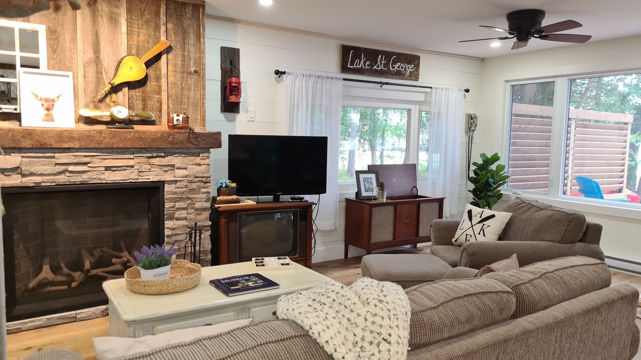 Photo of Livingroom in Washago
