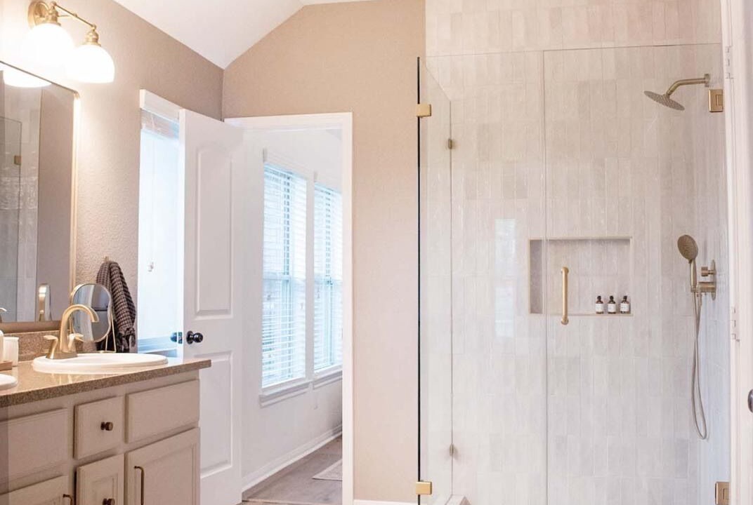 Photo of Bathroom in Spring