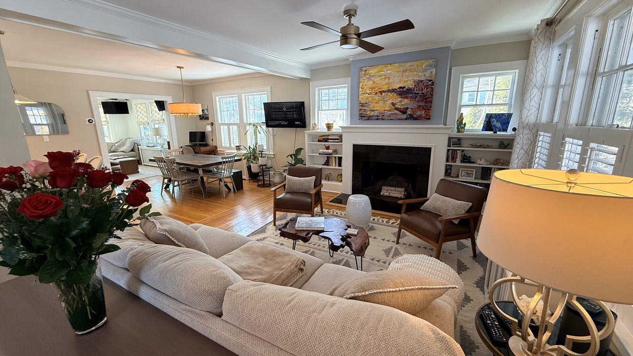 Photo of Livingroom in Upper Montclair