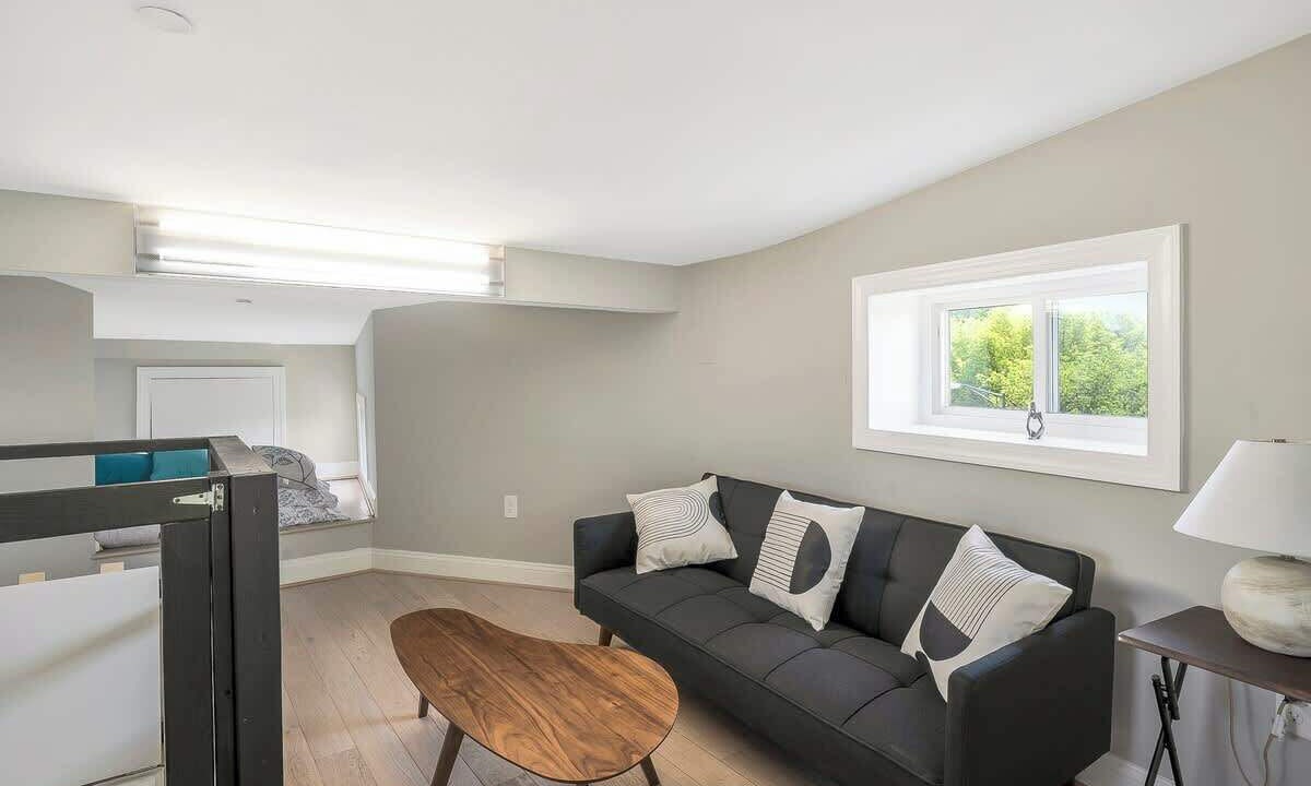 Photo of Livingroom in Eckington