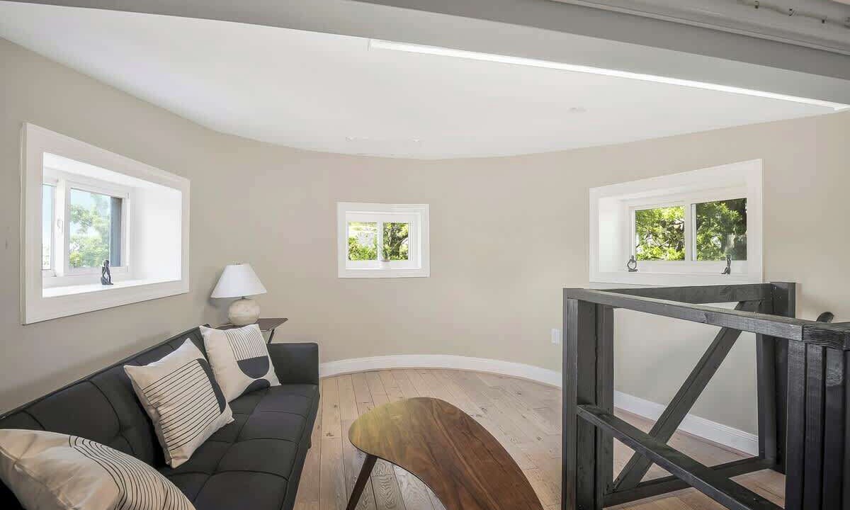 Photo of Livingroom in Eckington