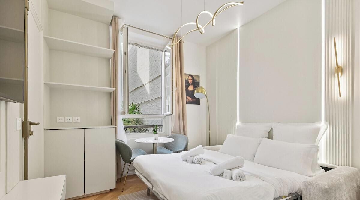 Photo of Bedroom in Levallois-Perret