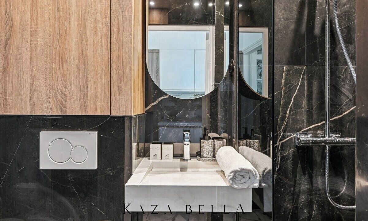 Photo of Bathroom in Levallois-Perret