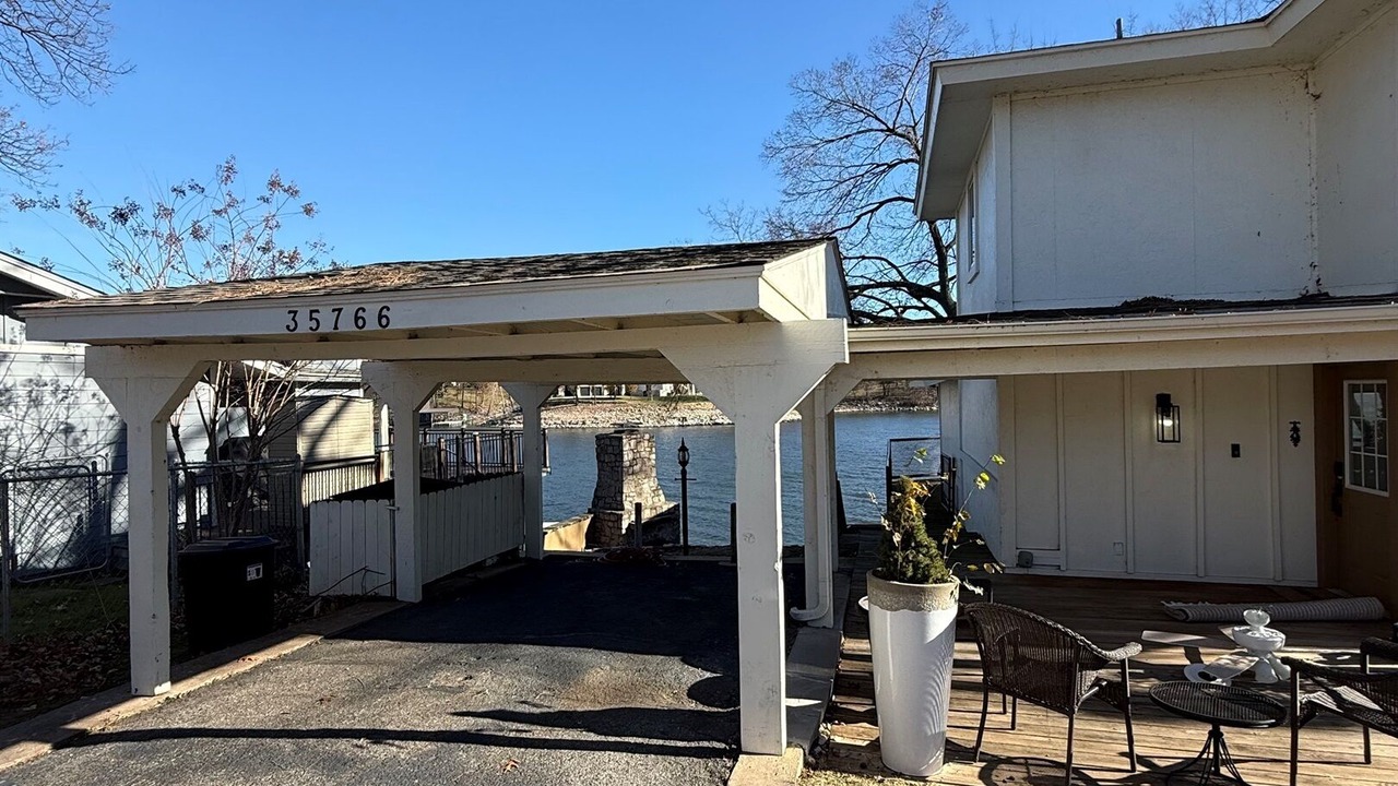Photo of Patio Balcony in Vinita