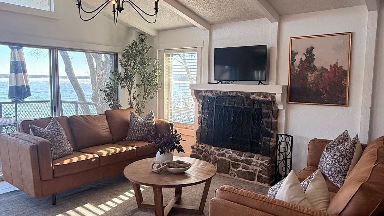 Photo of Livingroom in Vinita