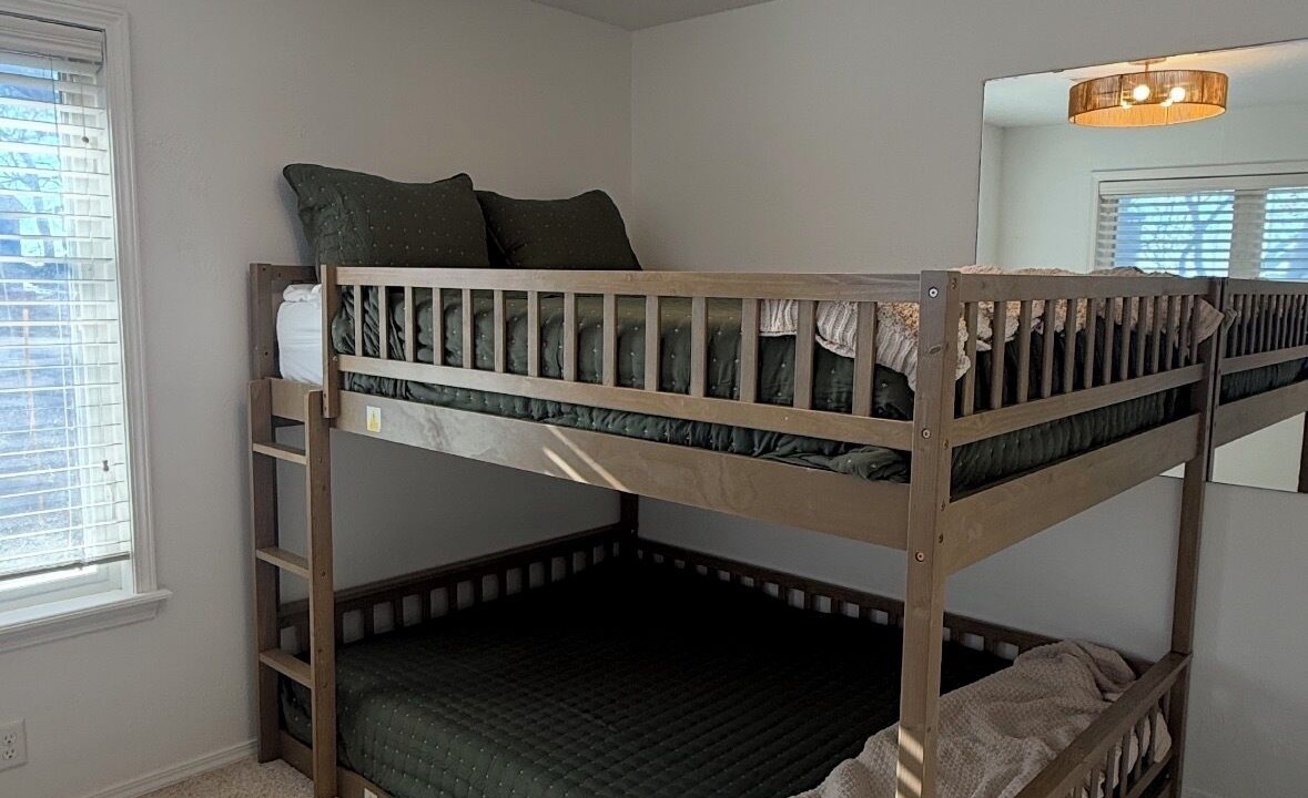 Photo of Bedroom in Vinita