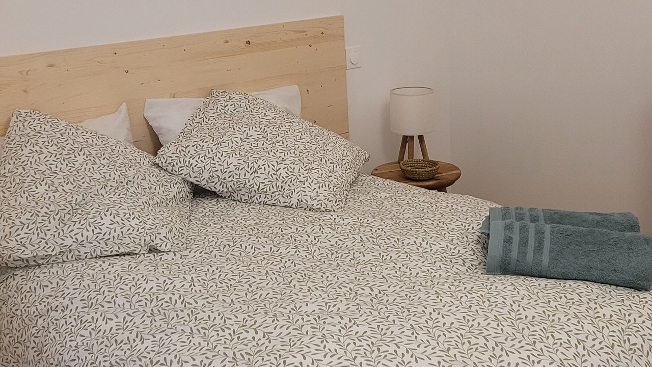 Photo of Bedroom in Huos