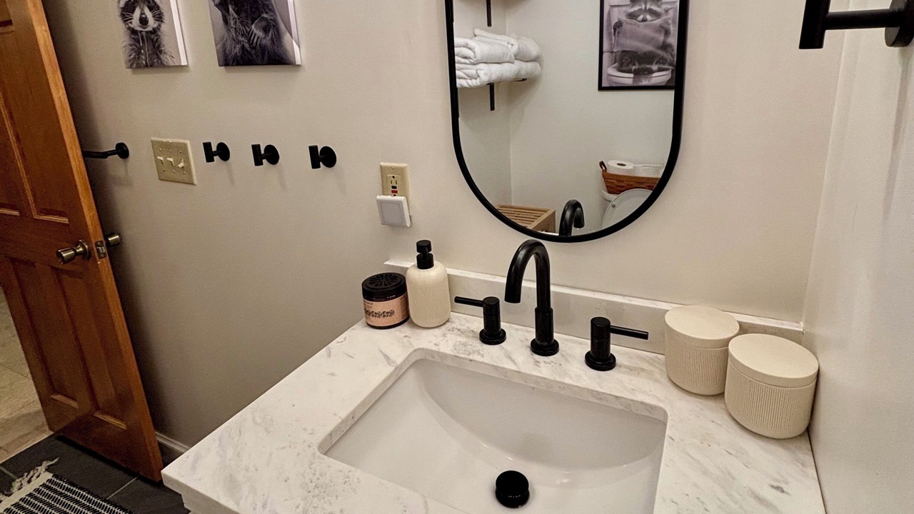 Photo of Bathroom in Pottersville