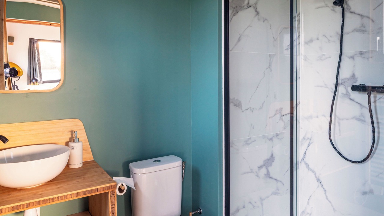 Photo of Bathroom in Cuverville