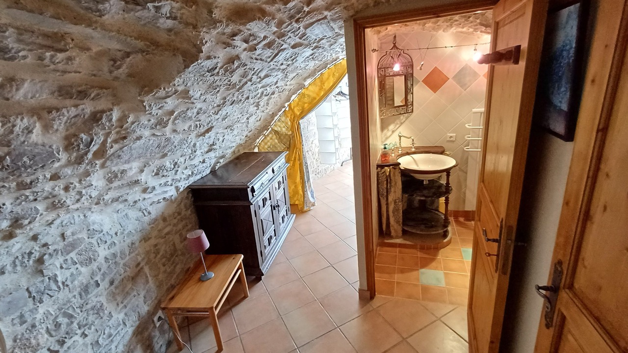 Photo of Bathroom in Hures-la-Parade