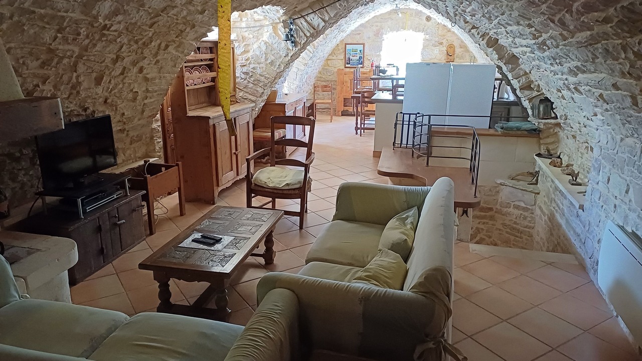 Photo of Livingroom in Hures-la-Parade