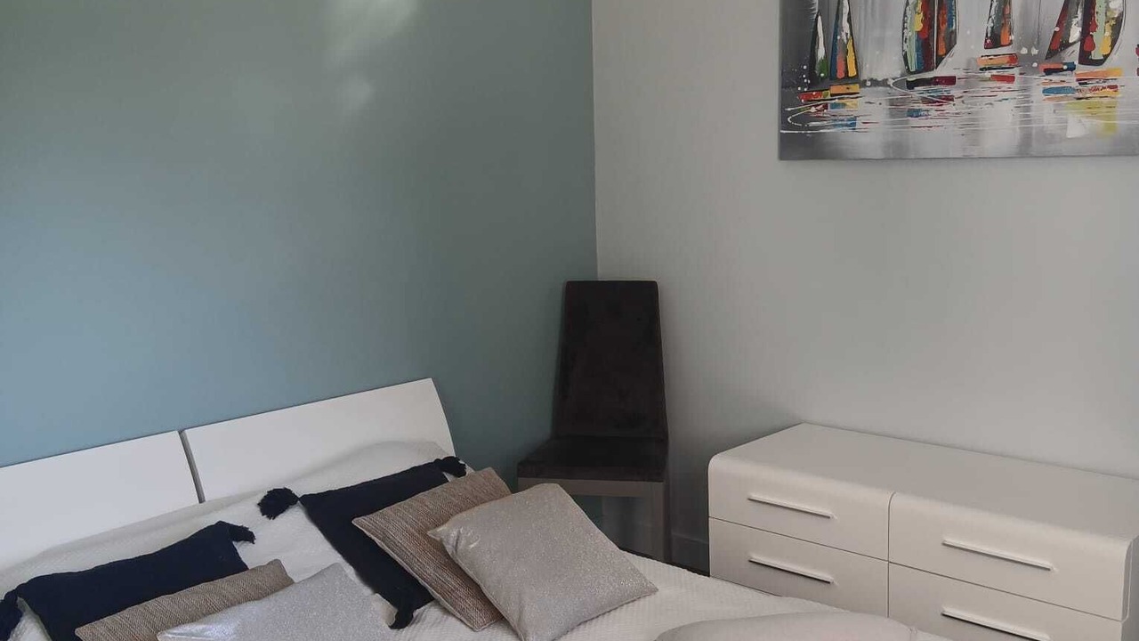 Photo of Bedroom in Montbazin