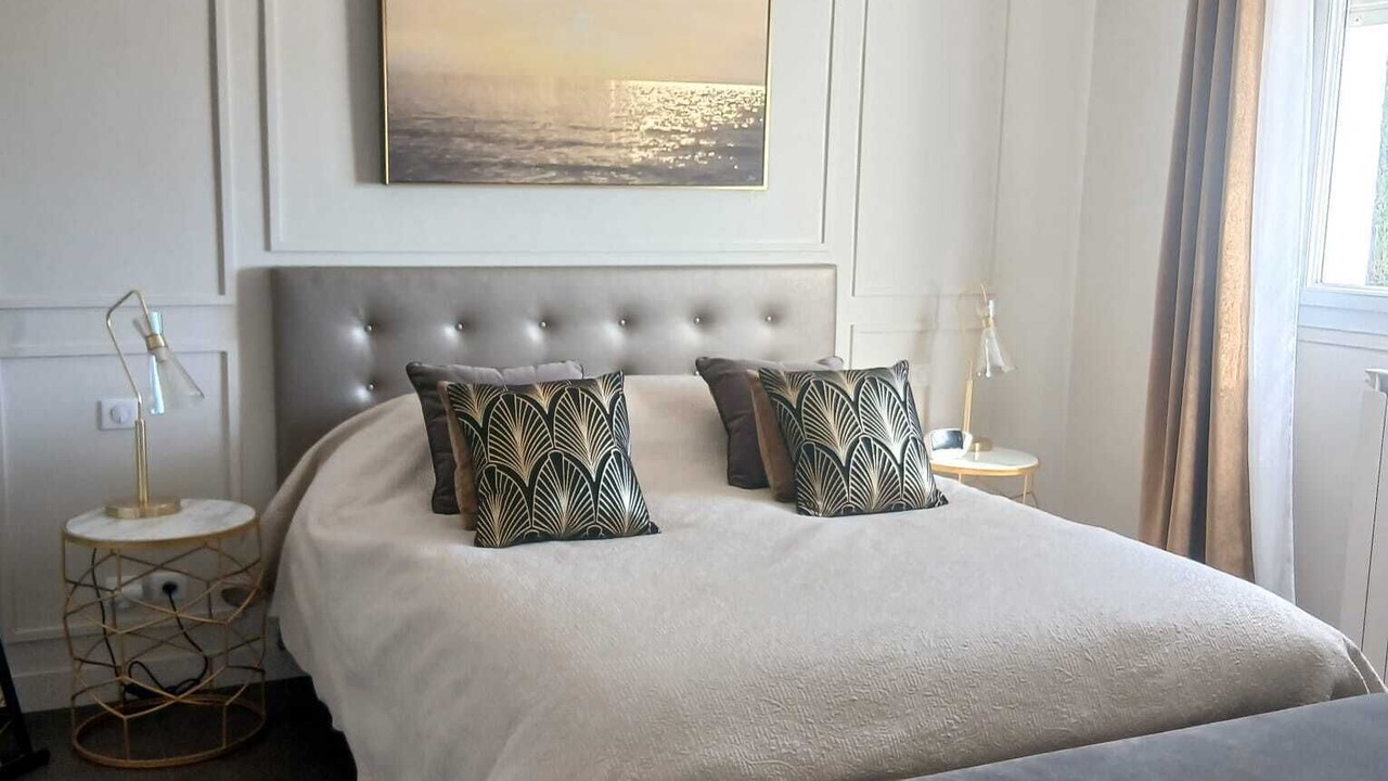 Photo of Bedroom in Montbazin