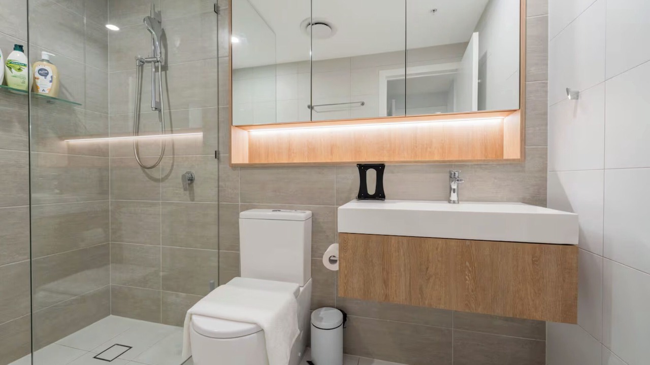 Photo of Bathroom in Broadbeach