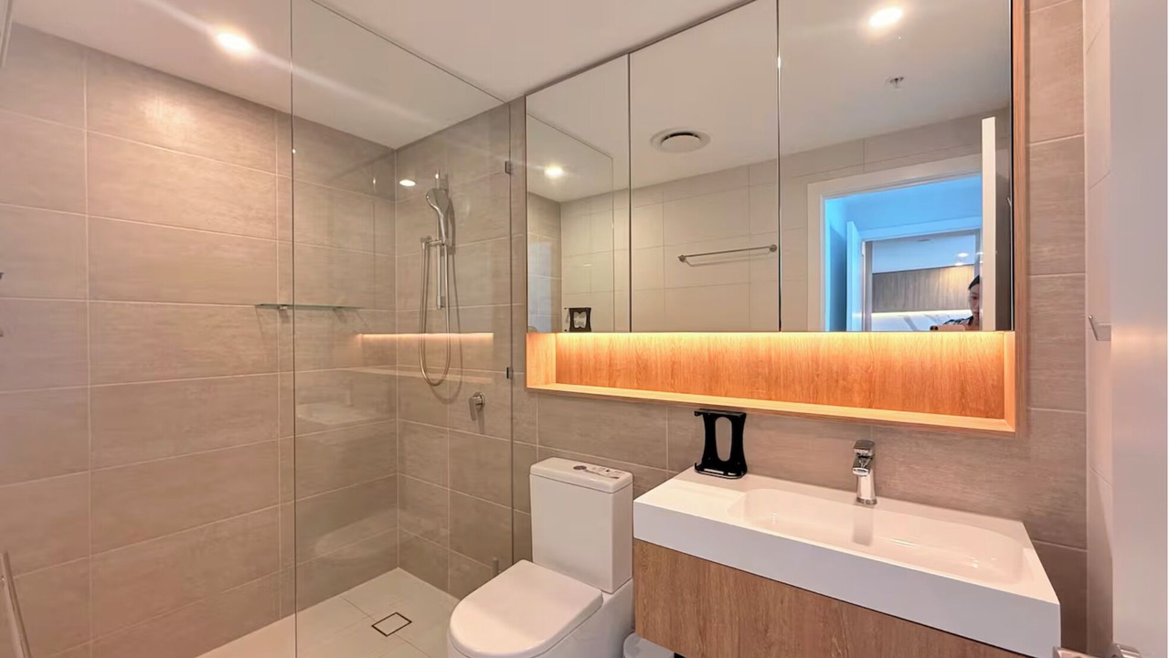 Photo of Bathroom in Broadbeach