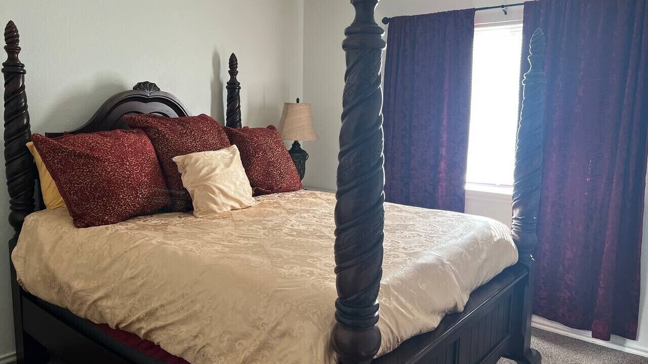 Photo of Bedroom in San Marcos