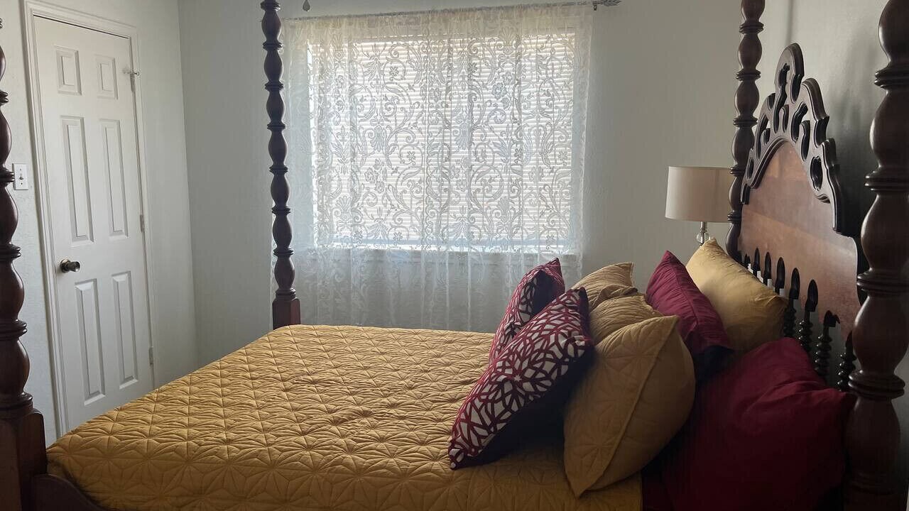 Photo of Bedroom in San Marcos