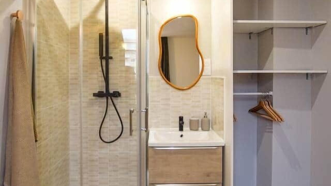 Photo of Bathroom in Sotteville-les-Rouen