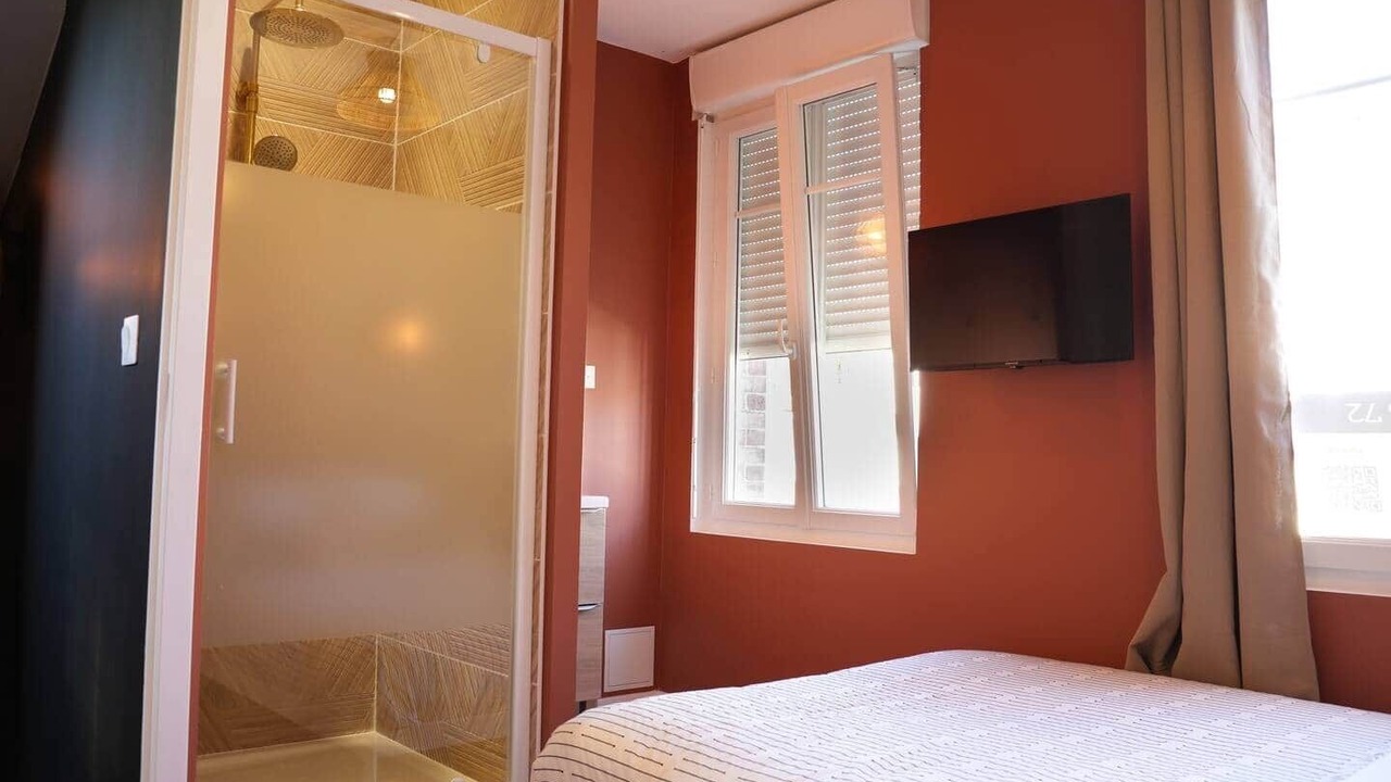 Photo of Bedroom in Quartier Saint-Clement - Jardin des Plantes
