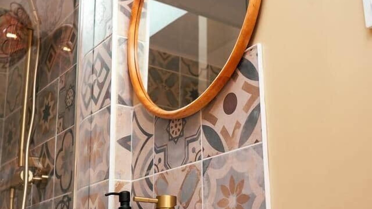 Photo of Bathroom in Quartier Saint-Clement - Jardin des Plantes