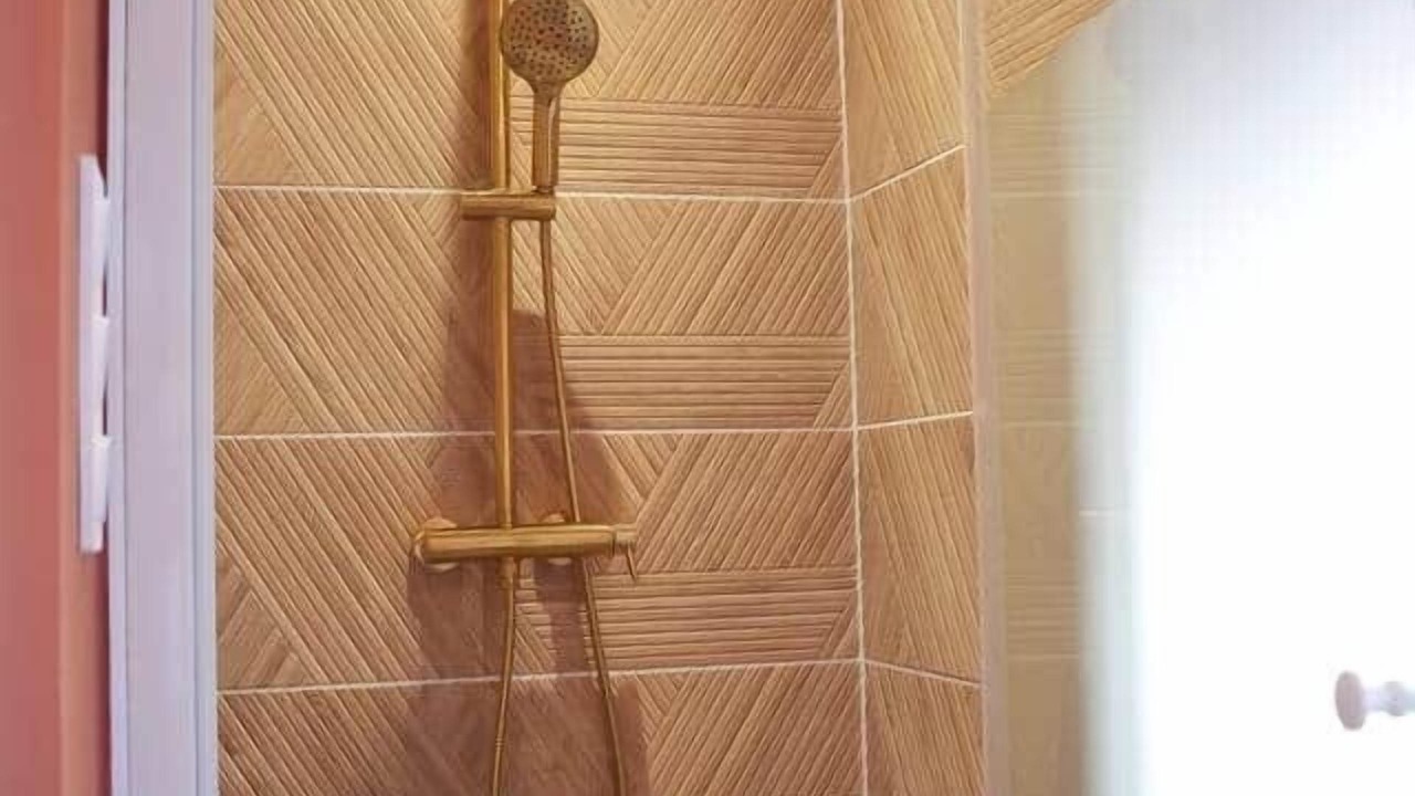 Photo of Bathroom in Quartier Saint-Clement - Jardin des Plantes