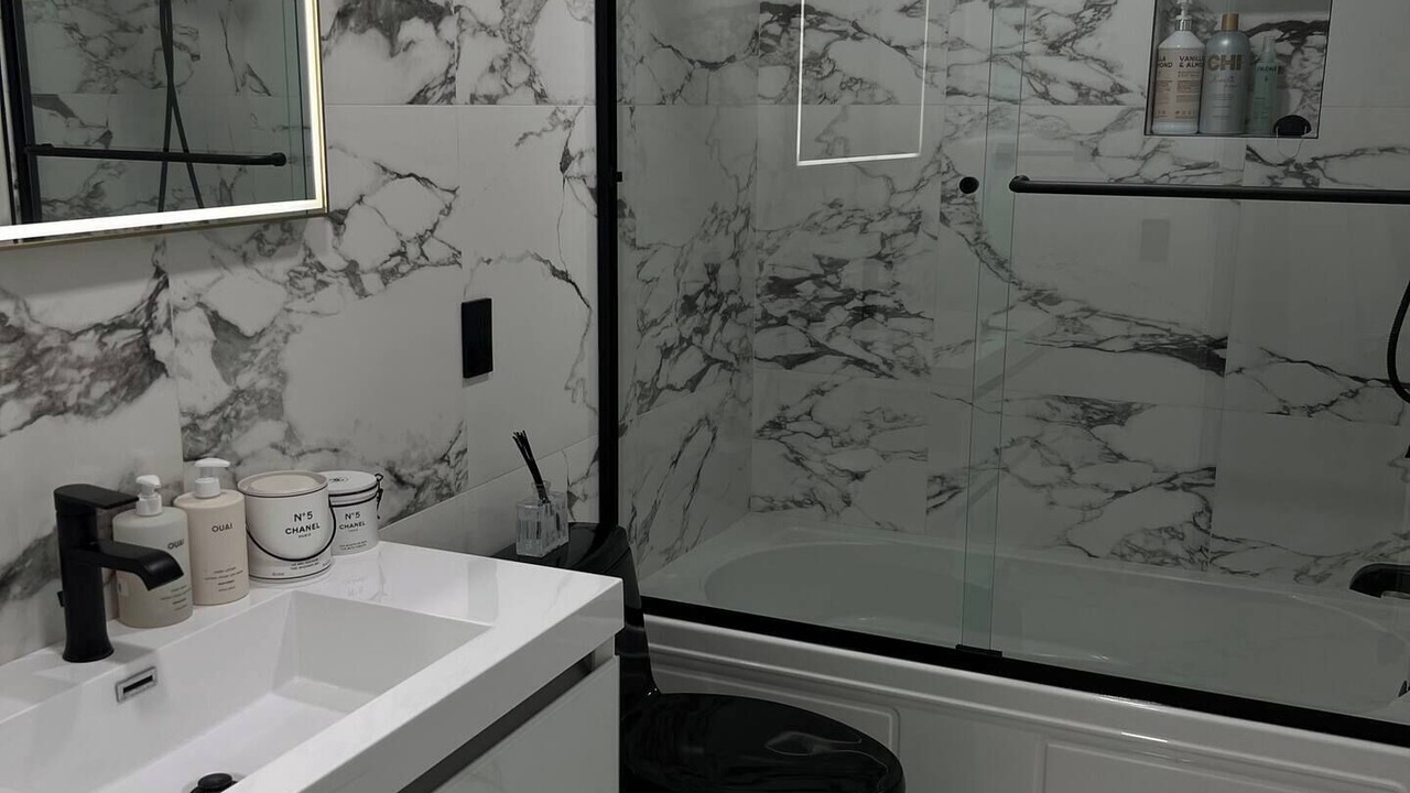 Photo of Bathroom in Verdugo Woodlands