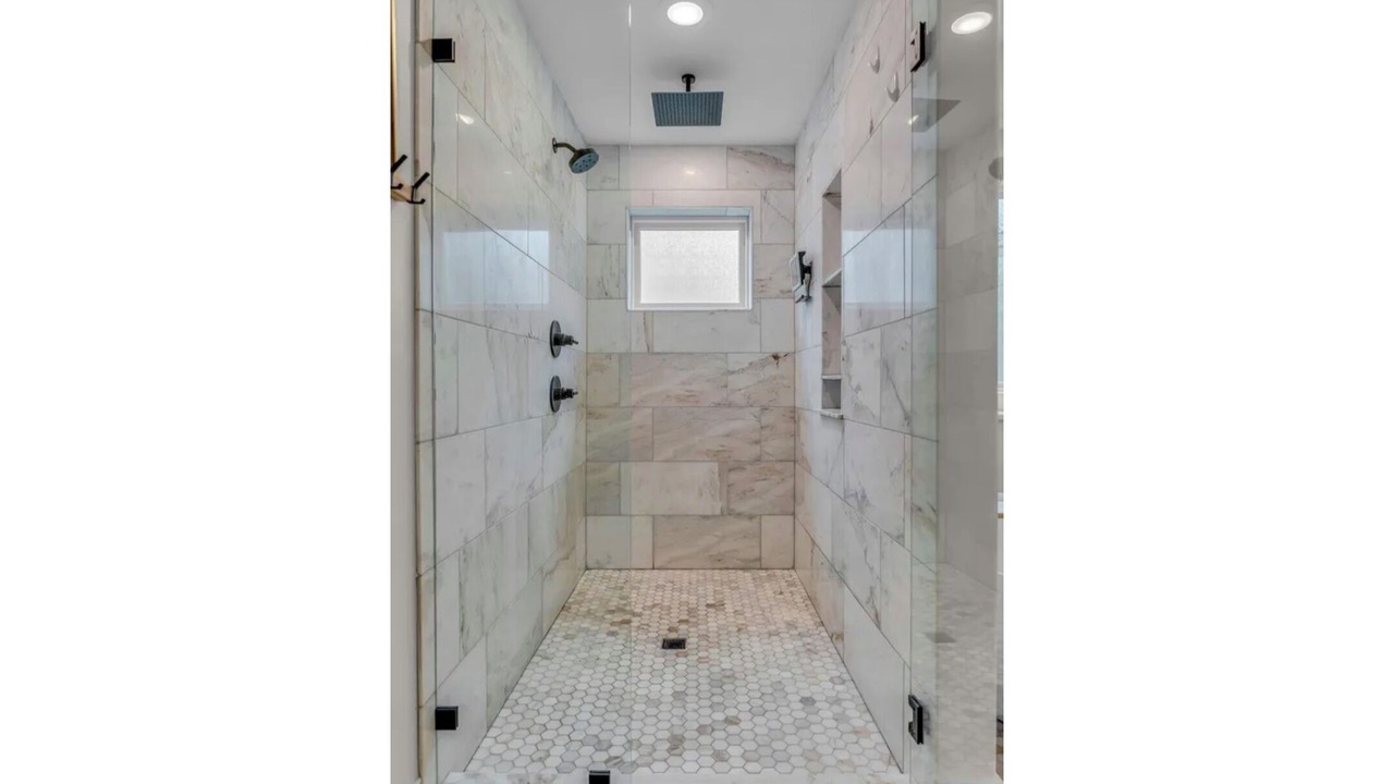 Photo of Bathroom in Lawrence