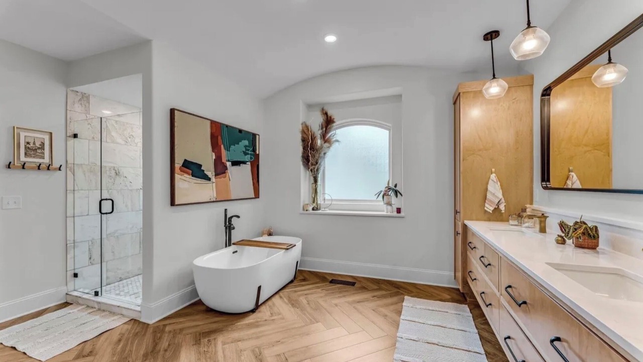 Photo of Bathroom in Lawrence