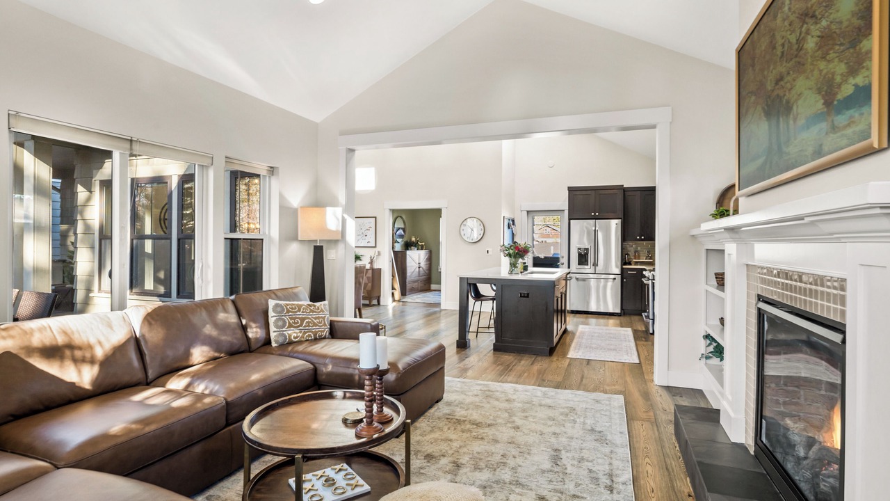 Photo of Livingroom in River West