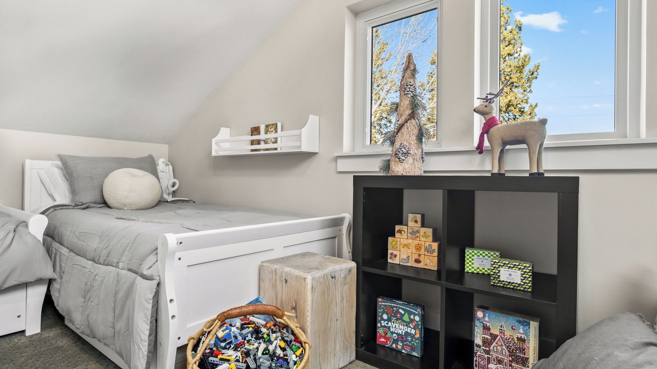 Photo of Bedroom in River West