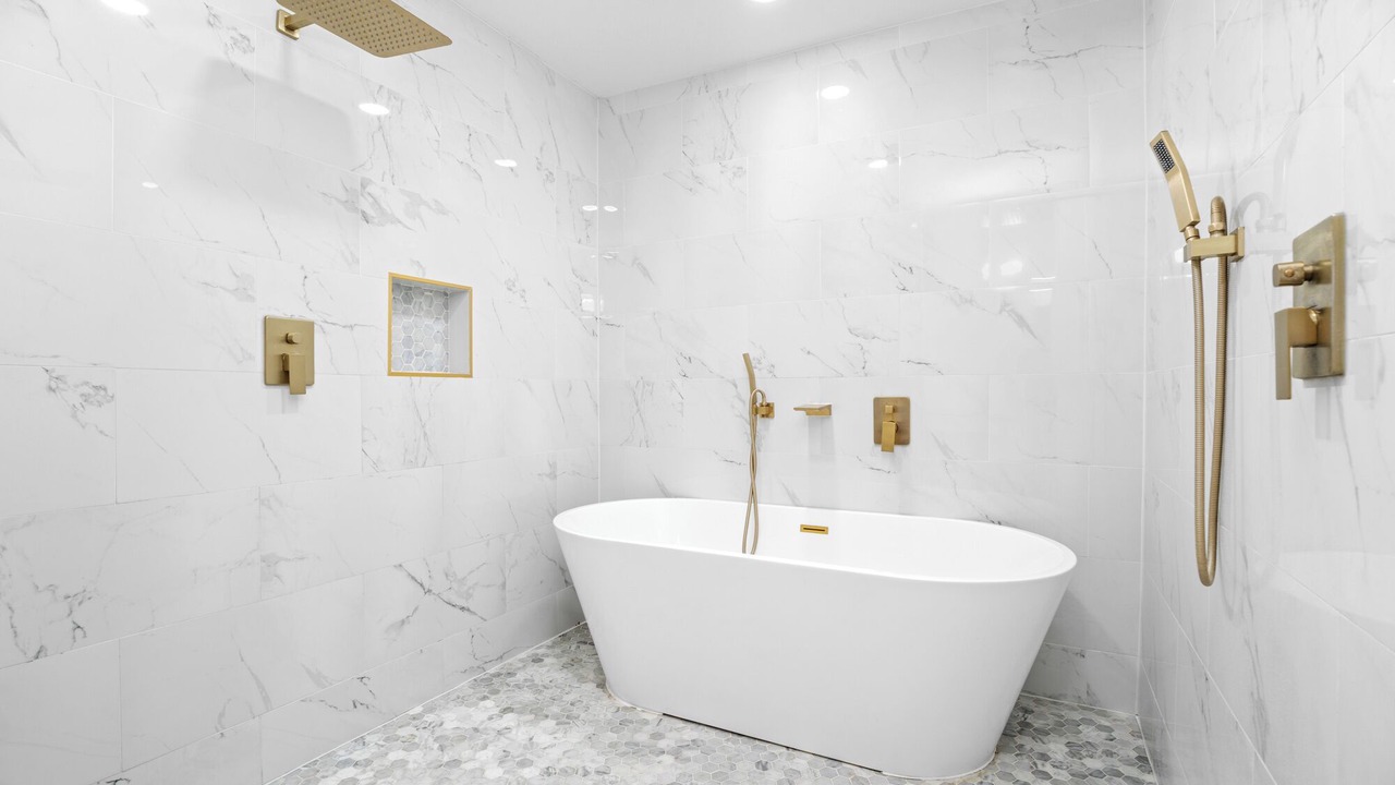 Photo of Bathroom in Vance Jackson