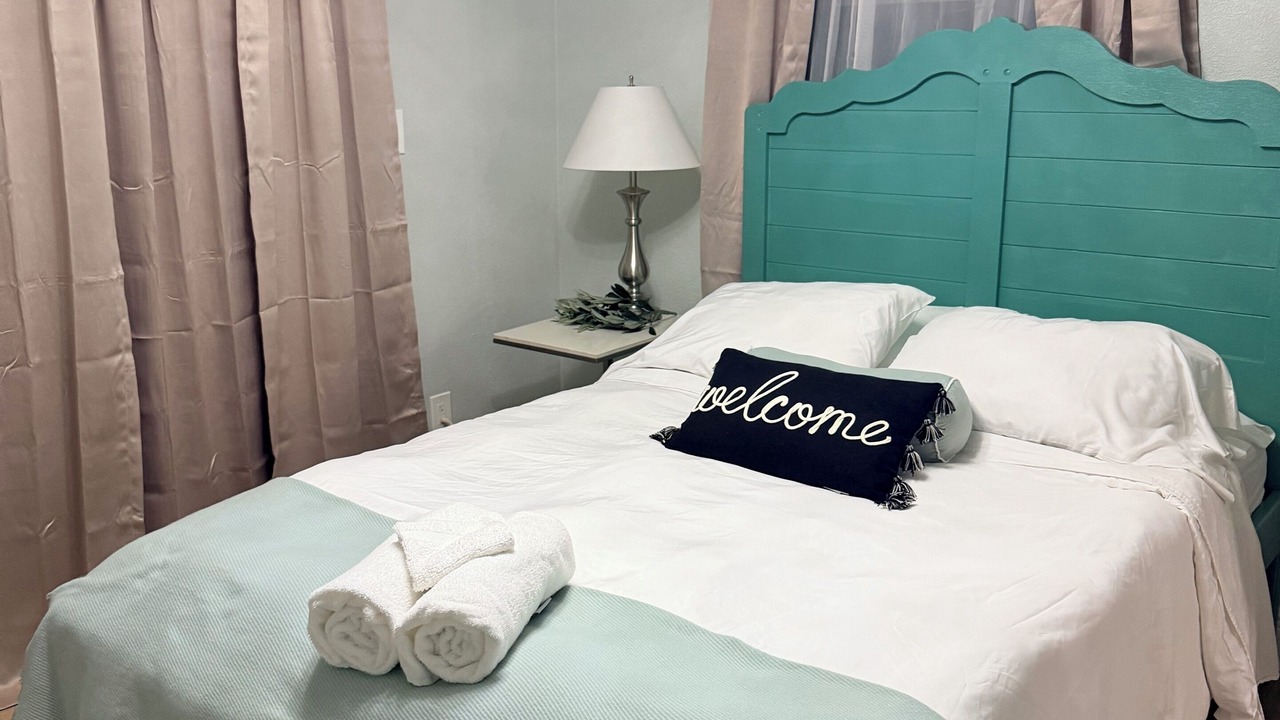 Photo of Bedroom in Lake Hamilton