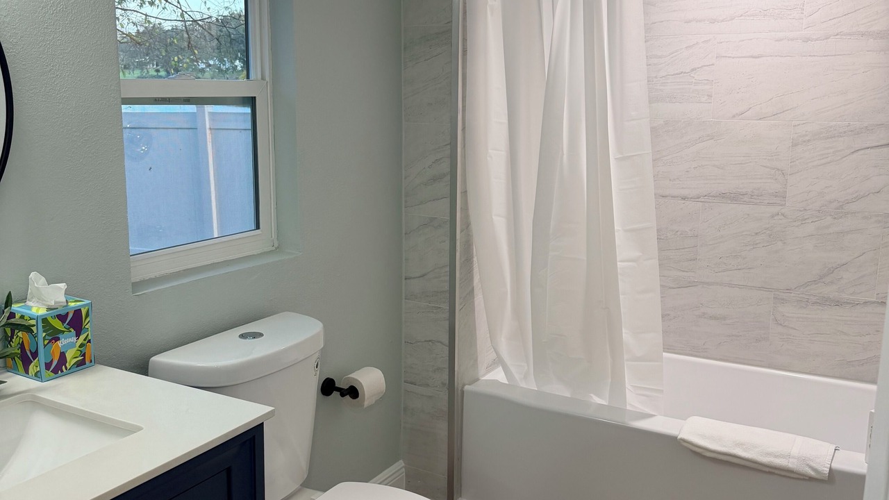Photo of Bathroom in Lake Hamilton