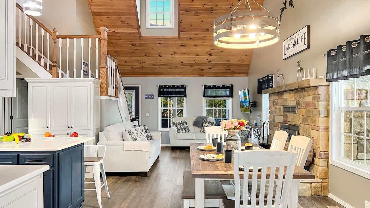 Photo of Livingroom in Indian Point