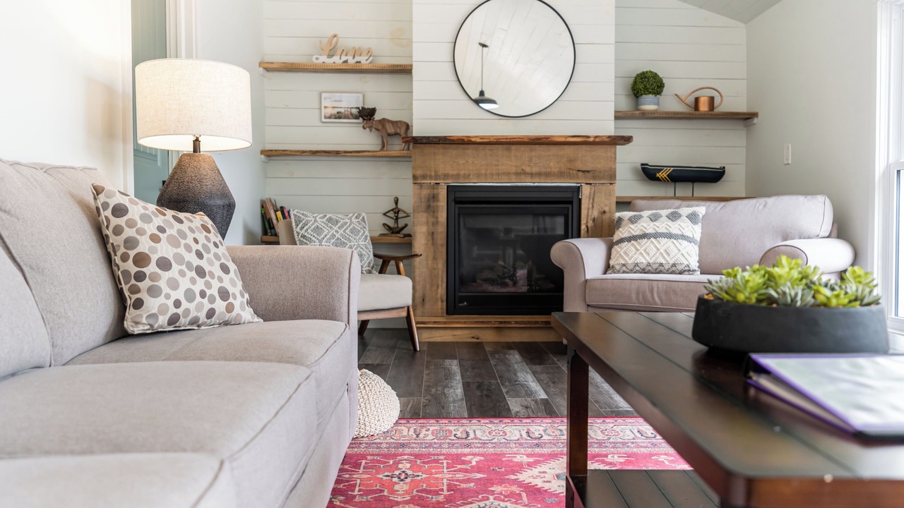Photo of Livingroom in Marmora and Lake